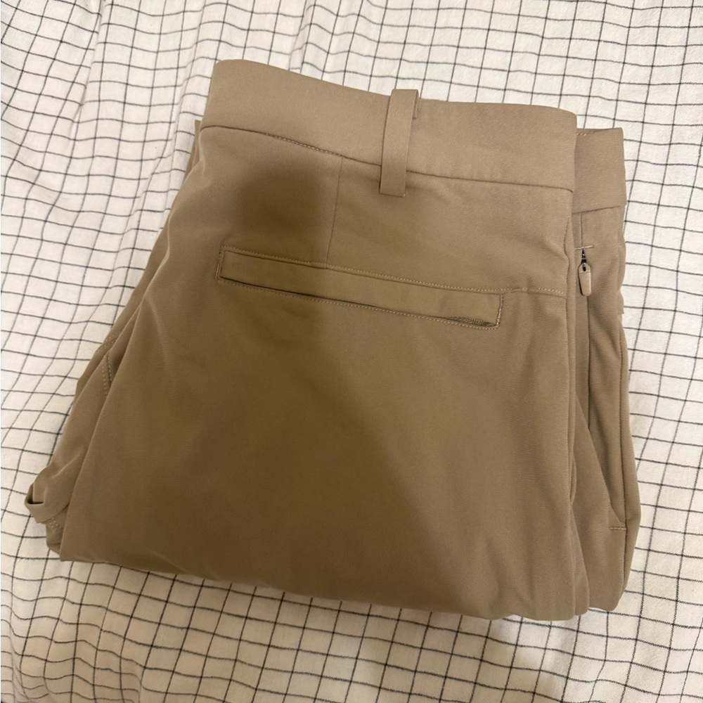 Men’s lulu lemon ABC trouser